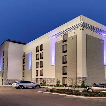 Holiday Inn Express & Suites Jackson Downtown - Coliseum By Ihg Ngoại thất bức ảnh
