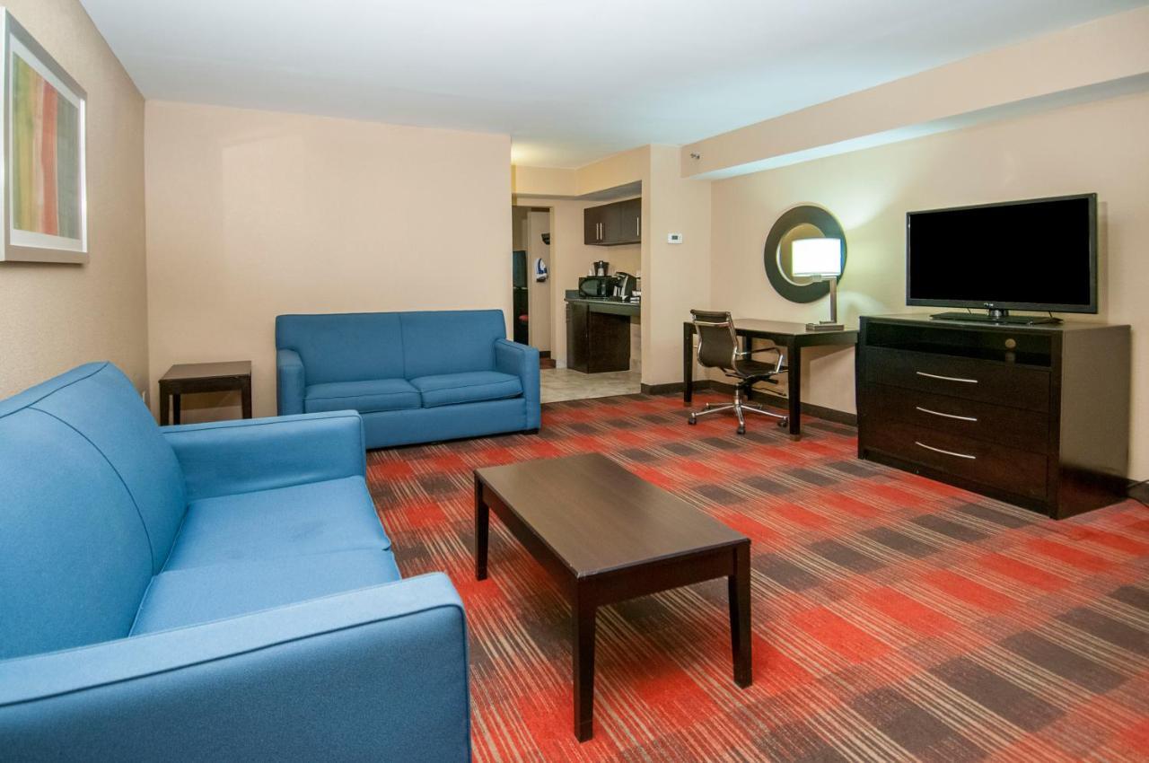 Holiday Inn Express & Suites Jackson Downtown - Coliseum By Ihg Ngoại thất bức ảnh