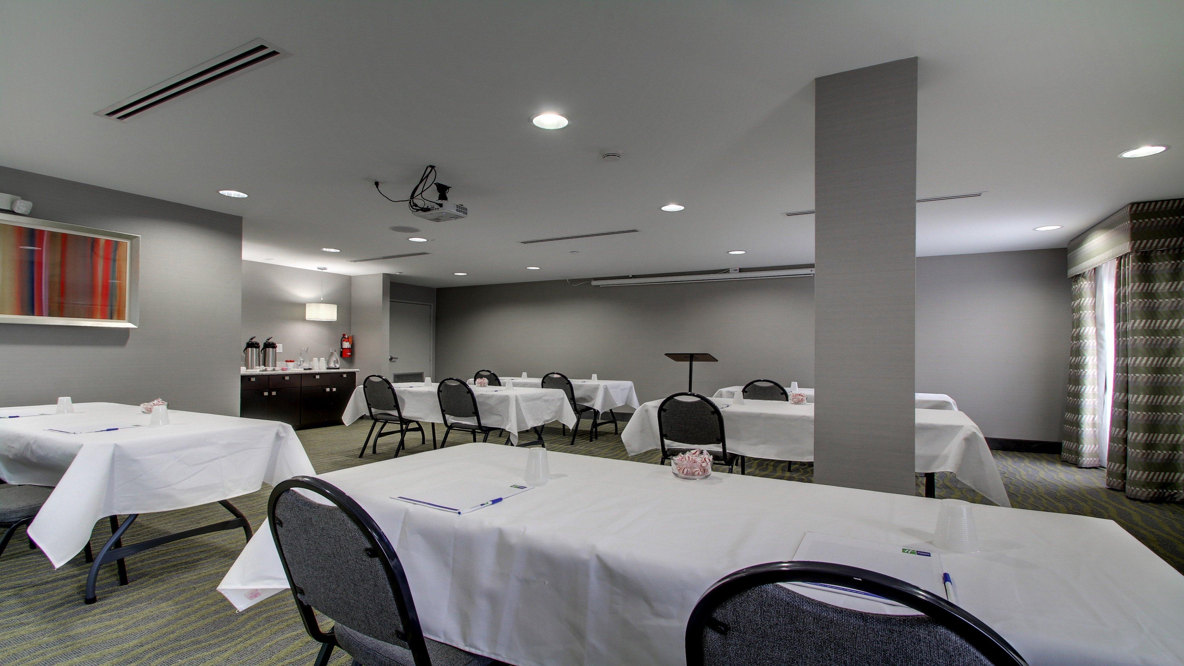 Holiday Inn Express & Suites Jackson Downtown - Coliseum By Ihg Ngoại thất bức ảnh