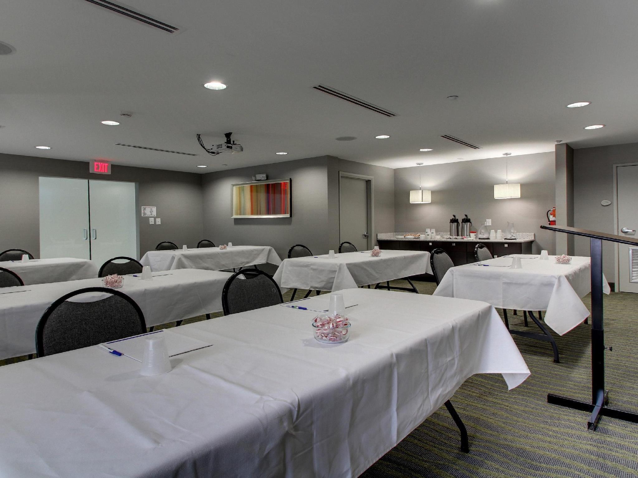 Holiday Inn Express & Suites Jackson Downtown - Coliseum By Ihg Ngoại thất bức ảnh